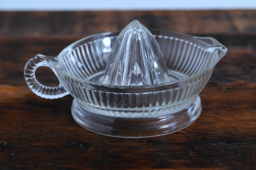 ribbed vintage clear glass citrus reamer