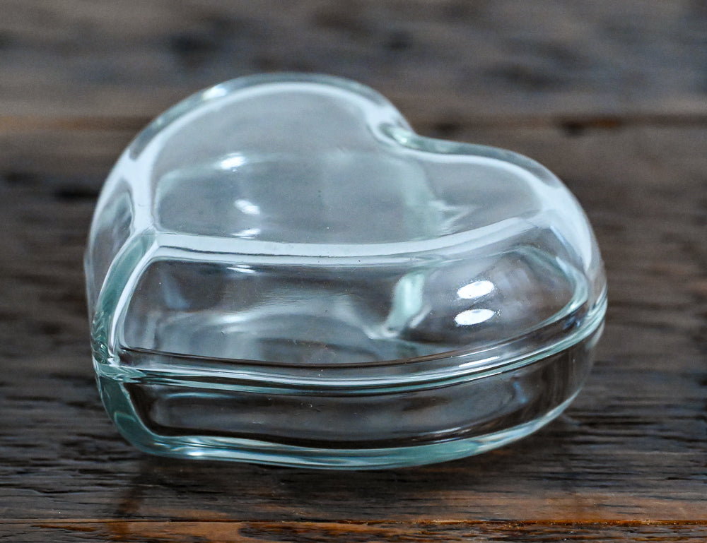 clear glass heart box