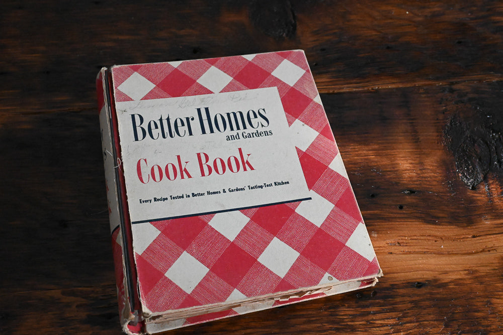 outside cover and binding of Better Homes and Gardens cookbook
