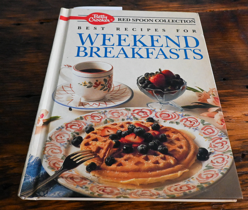 cover of weekend breakfast cookbook